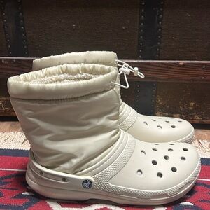 Crocs lined insulated neo puff
